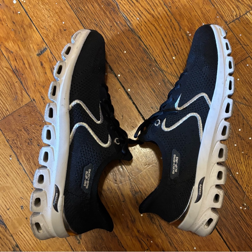 Skechers Slip-ins Martha Stewart: Arch Fit Glide-Step Elevate